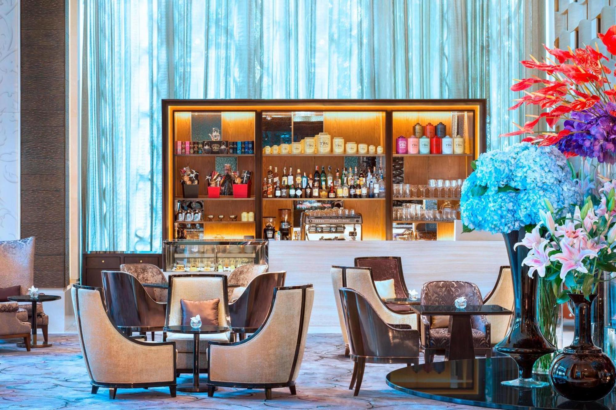 The St. Regis Bangkok Hotel Exterior photo