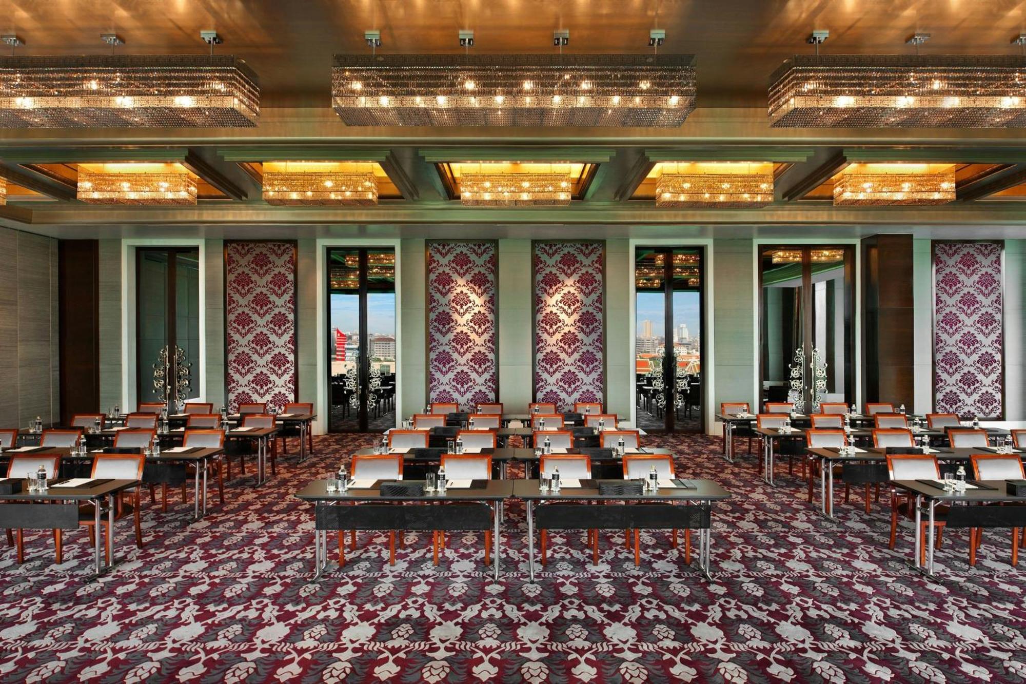 The St. Regis Bangkok Hotel Exterior photo