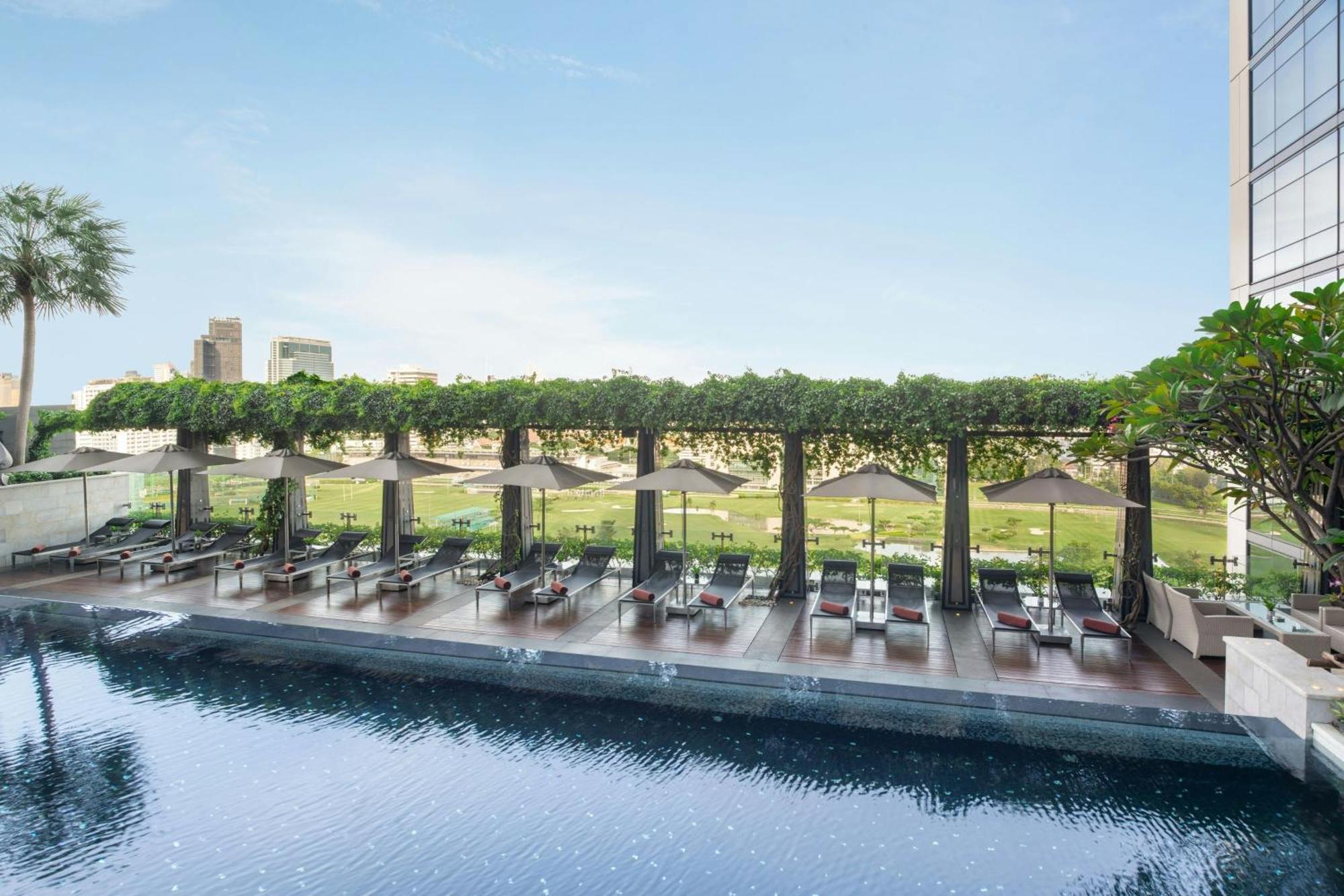 The St. Regis Bangkok Hotel Exterior photo